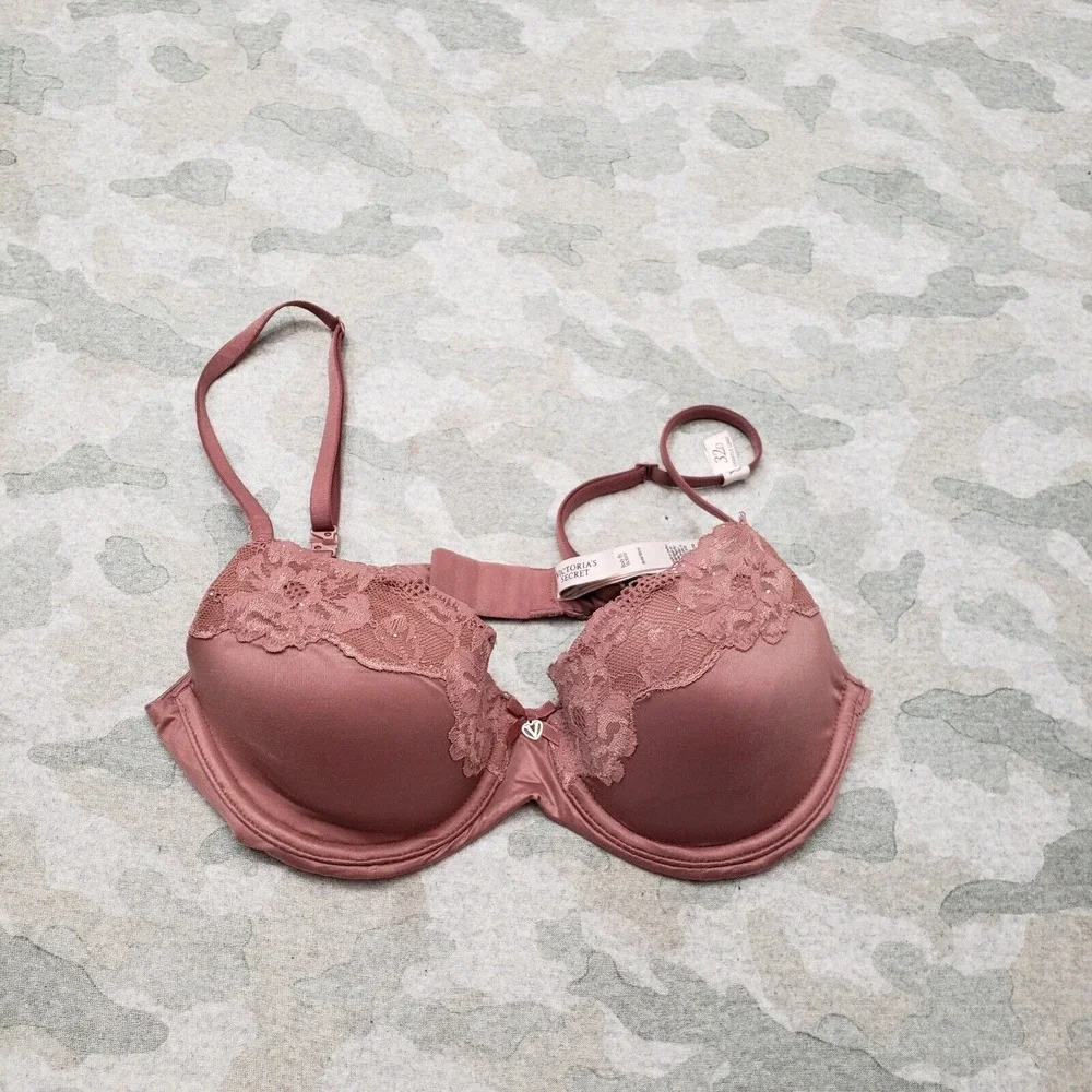 Victoria's Secret Bra‎ Women's 32D Purple body By Victoria Underwired